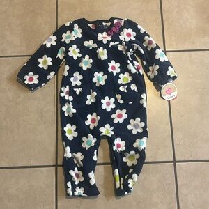 Carter’s one piece with snaps, 18 months